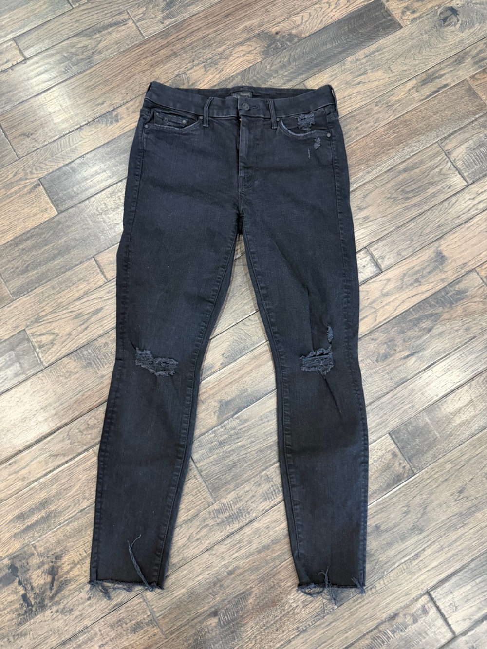 MOTHER The Looker Fray Jeans 29 Guilty As Sin Black Distressed Skinny